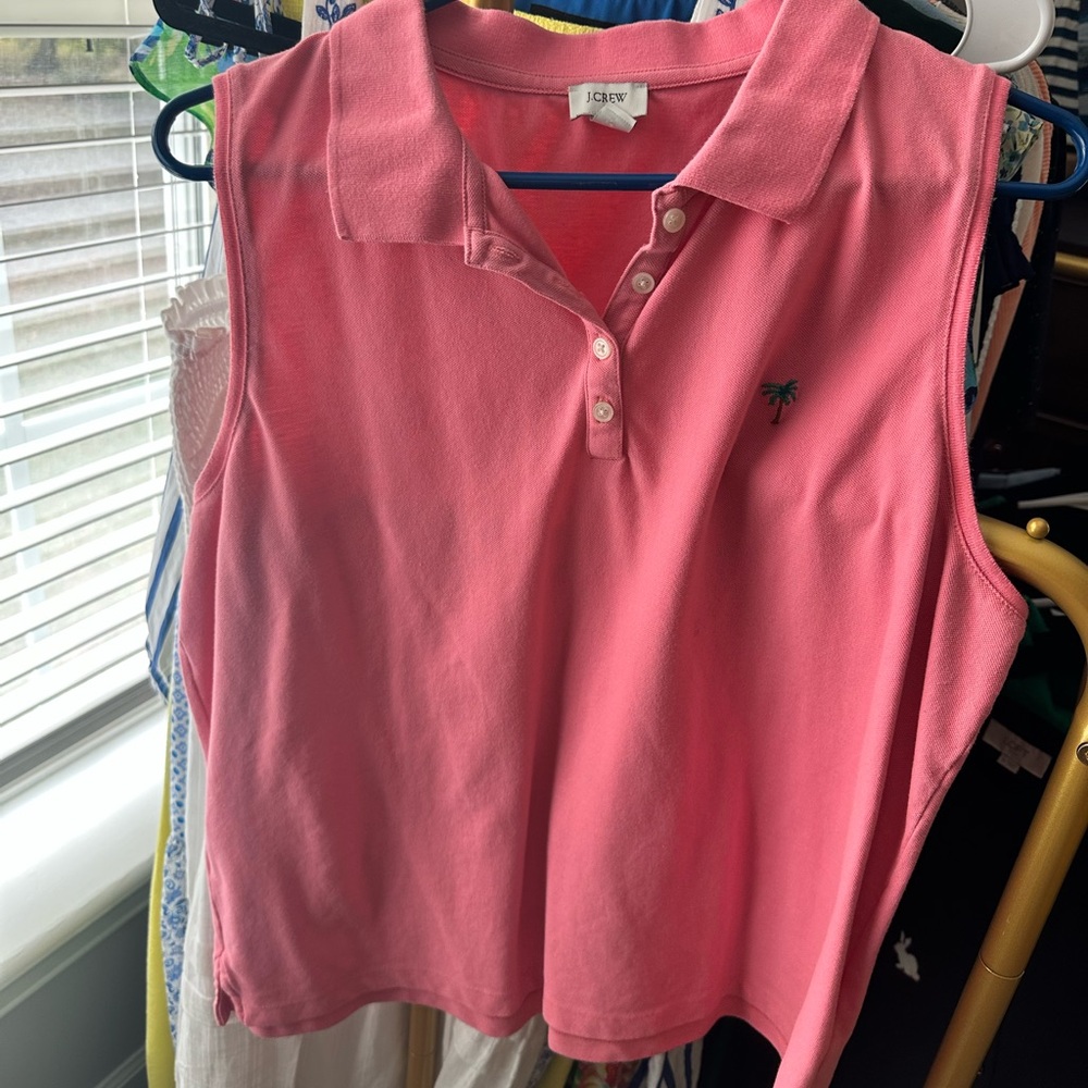 Vacation ready sleeveless top for active days. J crew sz XL